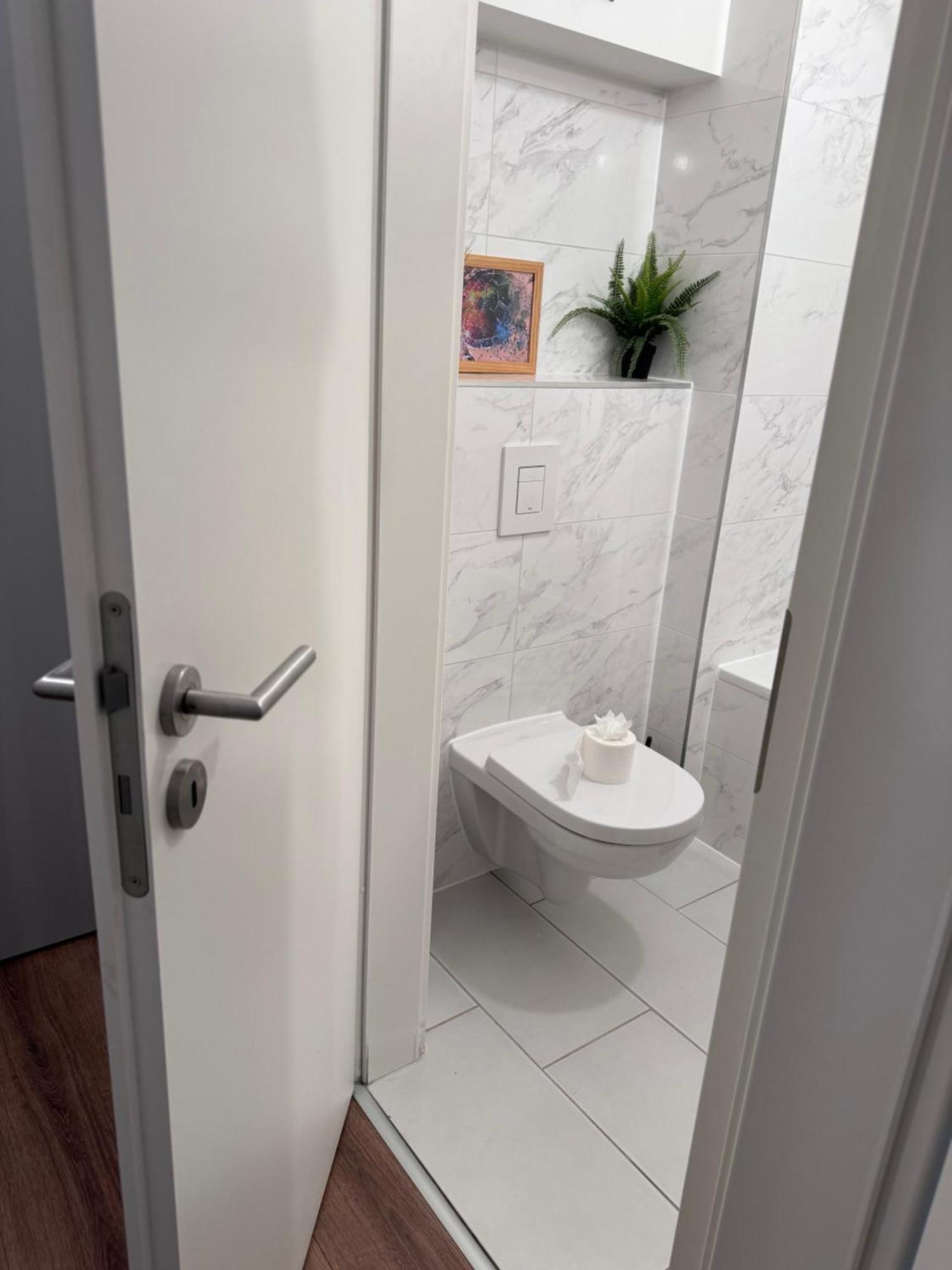 Premium Apartment By Hi5 - Studio - Jewish Quarter Boedapest Buitenkant foto